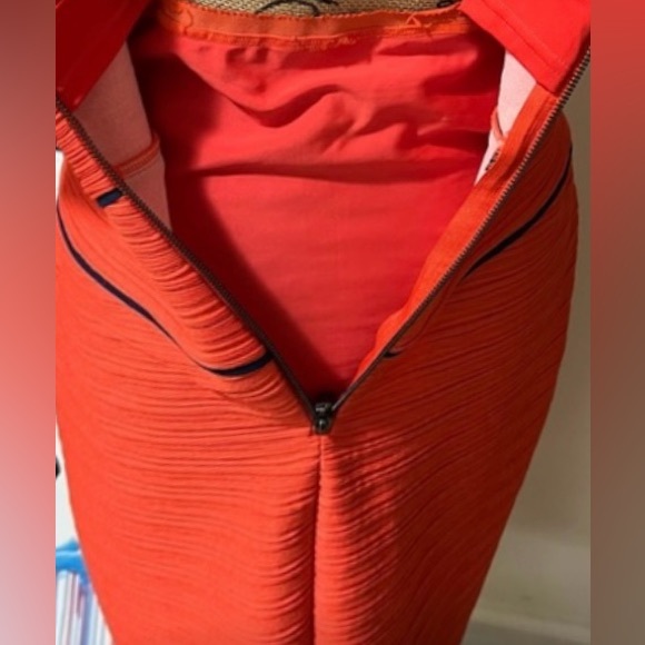 ❤️NUE by Shani Form Fitted dress Color is called Poppy  size 10 NWT - Picture 7 of 12